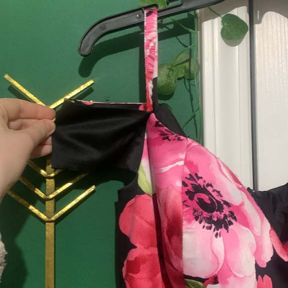 Prom/ formal gown, size 11/12 - Picture 2 of 3